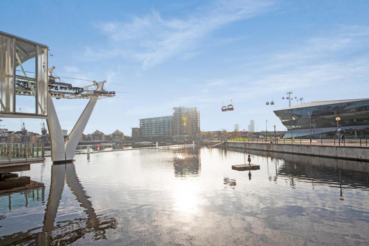 Excel 3 Bedroom Apartment Near City Airport And O2 Arena Londra Esterno foto