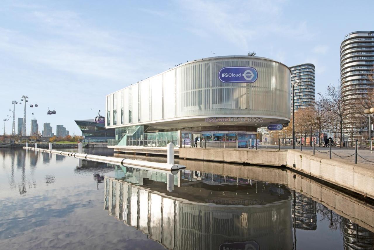 Excel 3 Bedroom Apartment Near City Airport And O2 Arena Londra Esterno foto