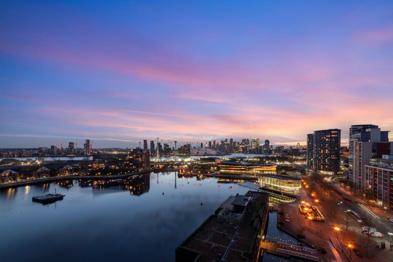 Excel 3 Bedroom Apartment Near City Airport And O2 Arena Londra Esterno foto