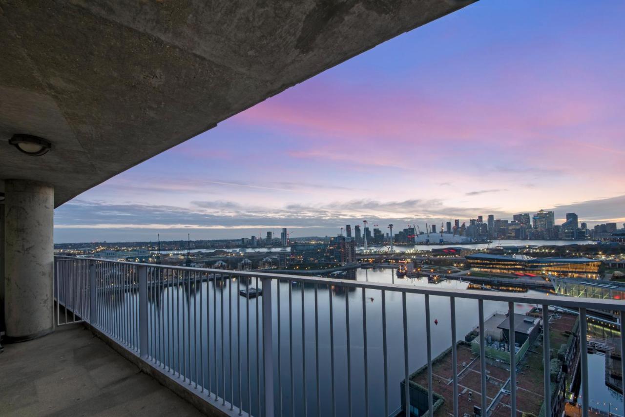Excel 3 Bedroom Apartment Near City Airport And O2 Arena Londra Esterno foto