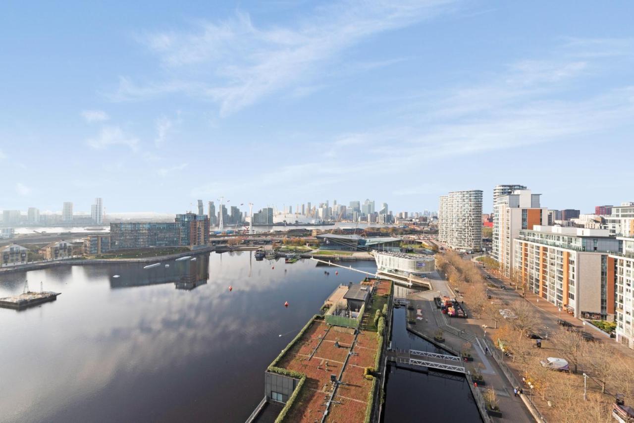 Excel 3 Bedroom Apartment Near City Airport And O2 Arena Londra Esterno foto