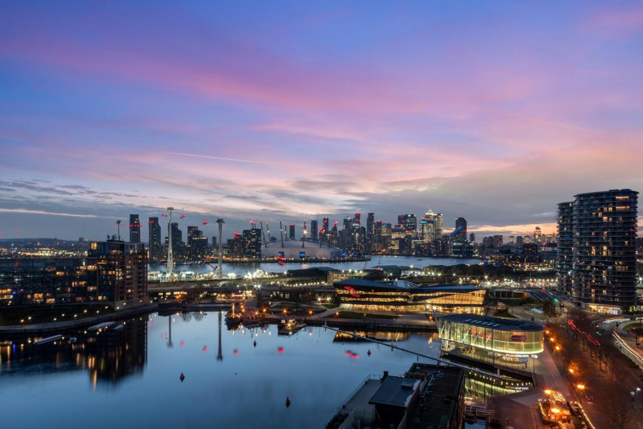 Excel 3 Bedroom Apartment Near City Airport And O2 Arena Londra Esterno foto